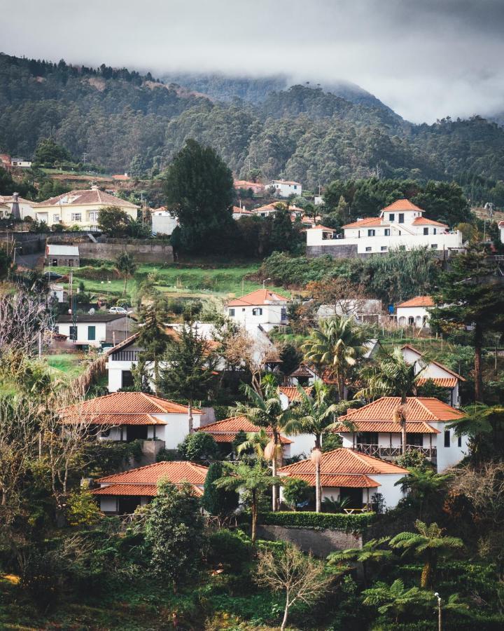 Casas De Campo Do Pomar B&B - Self Check-In Santana  Exterior photo