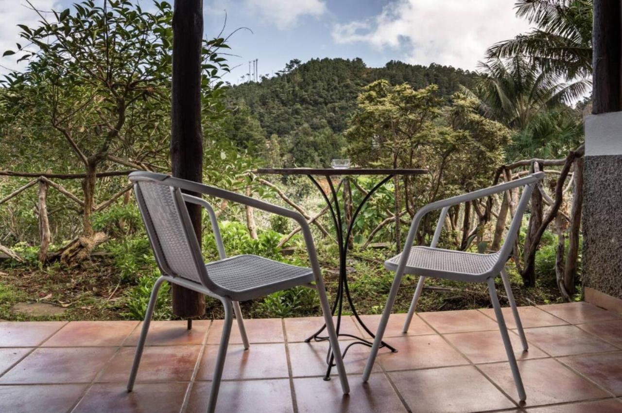 Casas De Campo Do Pomar B&B - Self Check-In Santana  Exterior photo