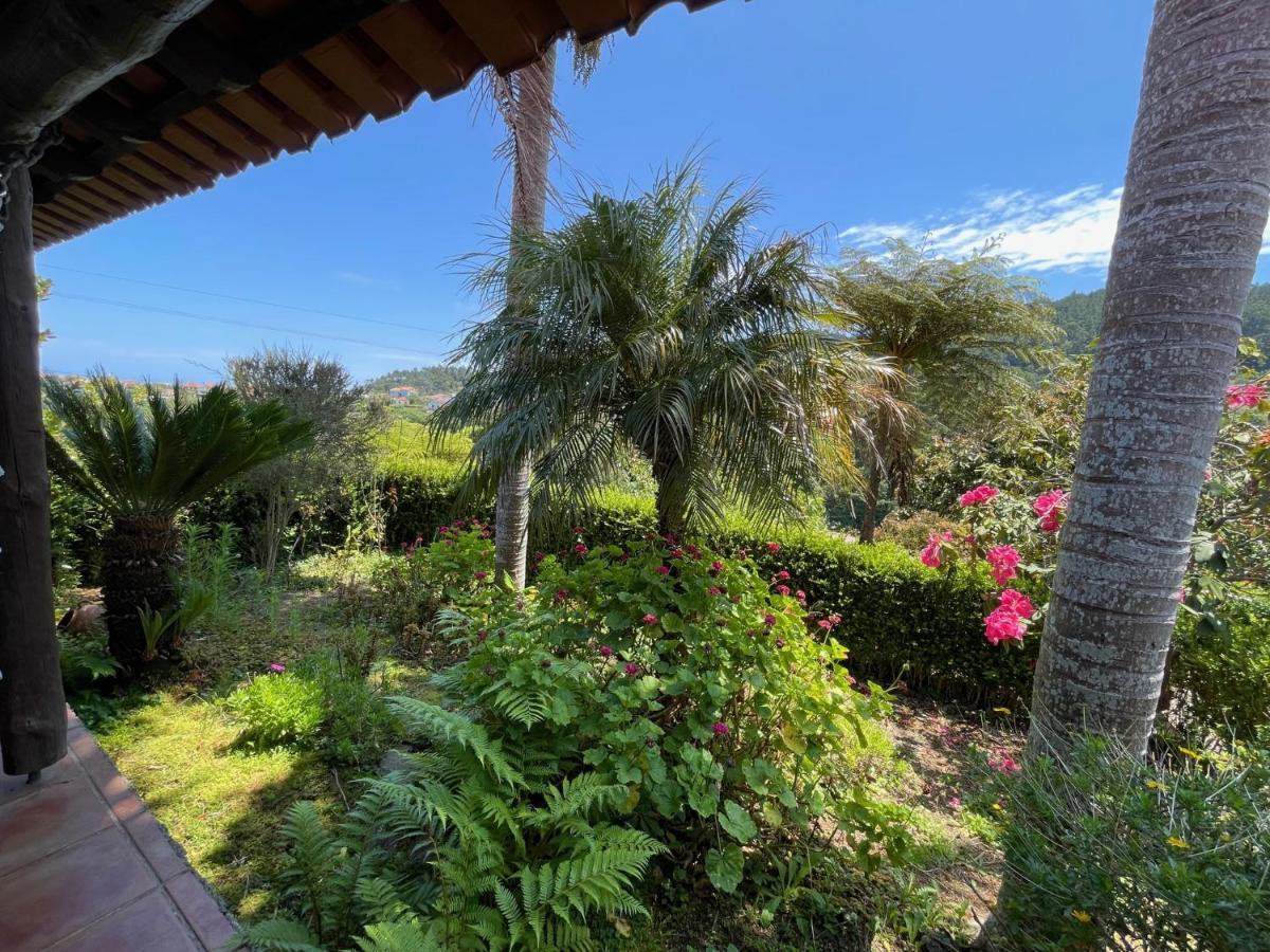 Casas De Campo Do Pomar B&B - Self Check-In Santana  Exterior photo