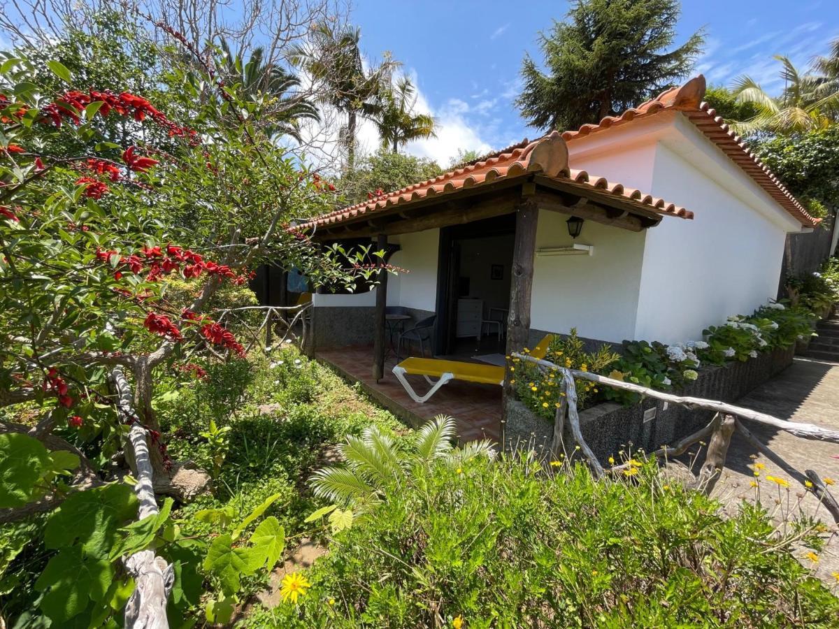 Casas De Campo Do Pomar B&B - Self Check-In Santana  Exterior photo