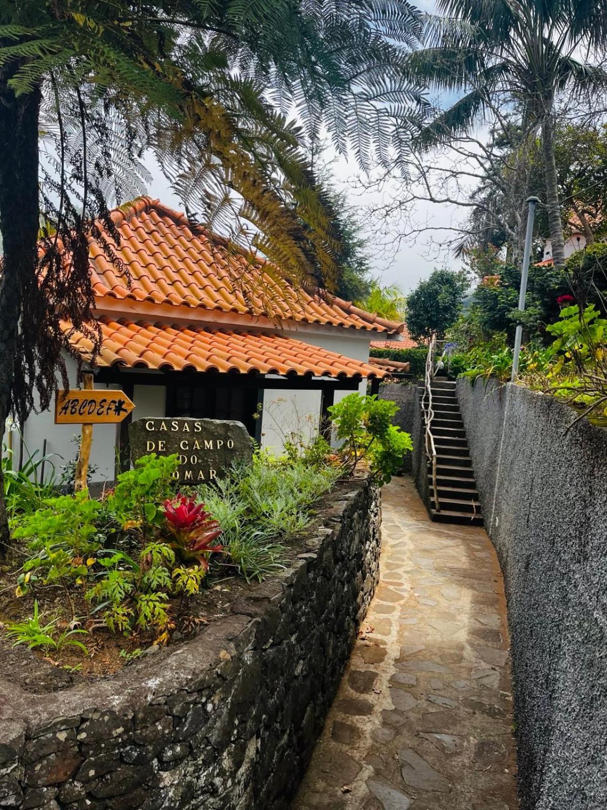 Casas De Campo Do Pomar B&B - Self Check-In Santana  Exterior photo
